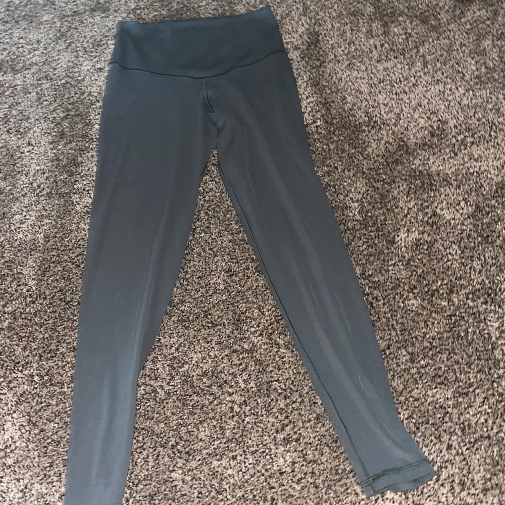 New aerie leggings, size medium, buttery soft